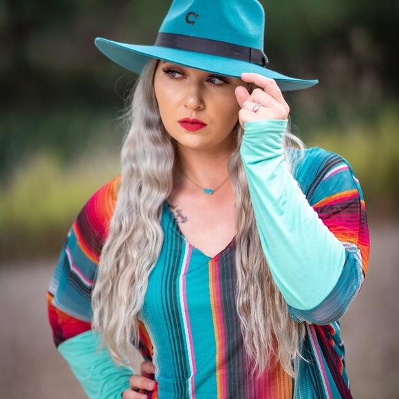 Meet your Posher, Shelby - Picture 1 of 4